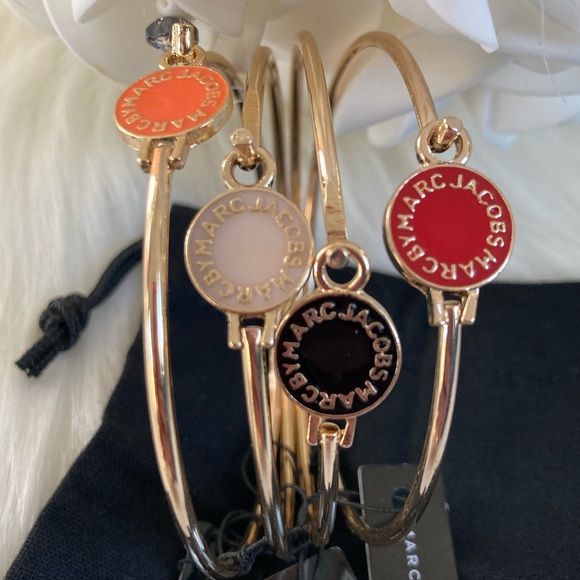 NWT MBMJ Gold Enamel Disc Logo Bangle Bracelet - Picture 3 of 9